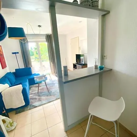 L'entre 2 Mers Avec Piscine Apartment *
